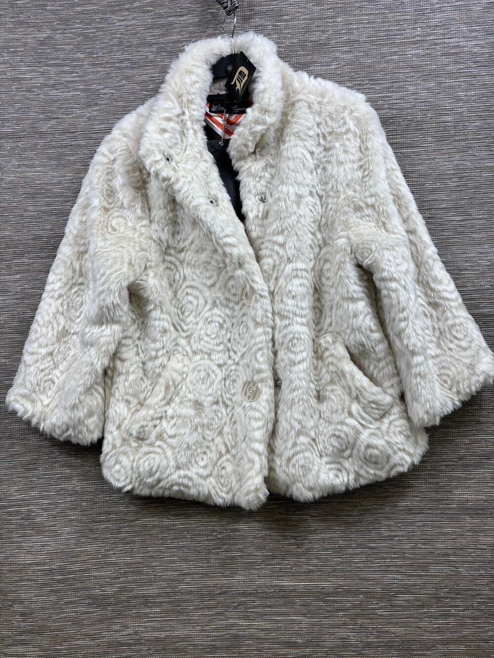 Dollhouse Coat Juniors Medium White Faux Fur Plush Short Collared Lined Pockets